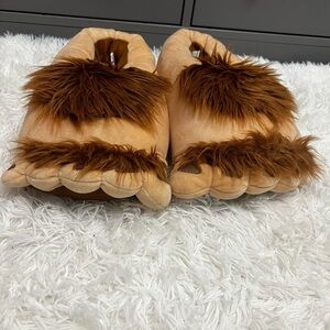 Limited edition rare! Toe slippers